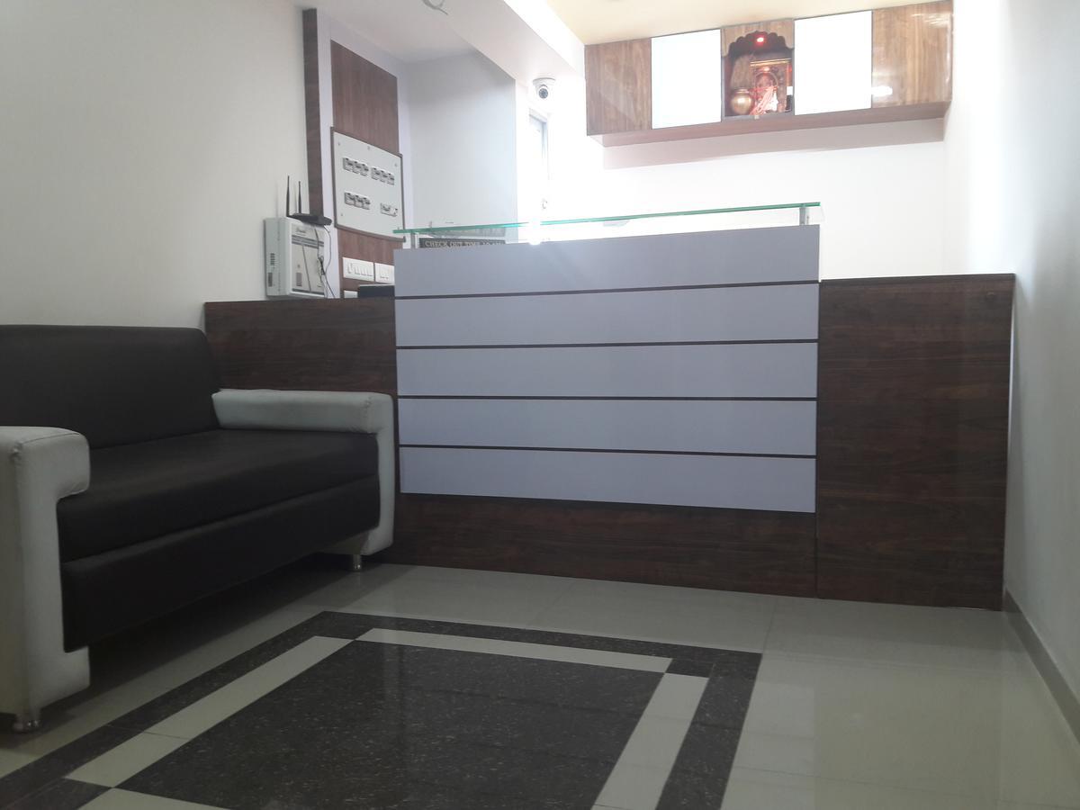 Hotel Sunstay Ahmedabad Eksteriør bilde