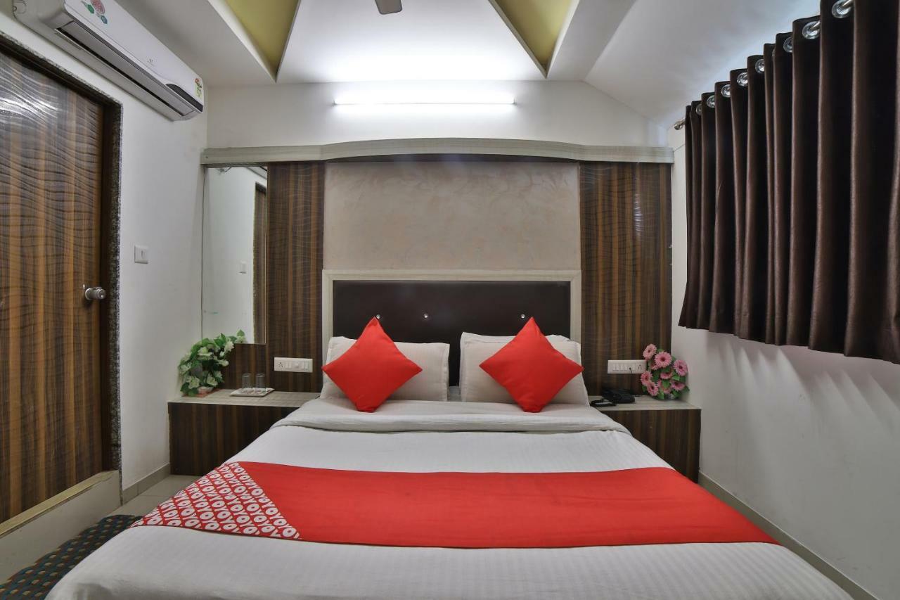 Hotel Sunstay Ahmedabad Eksteriør bilde