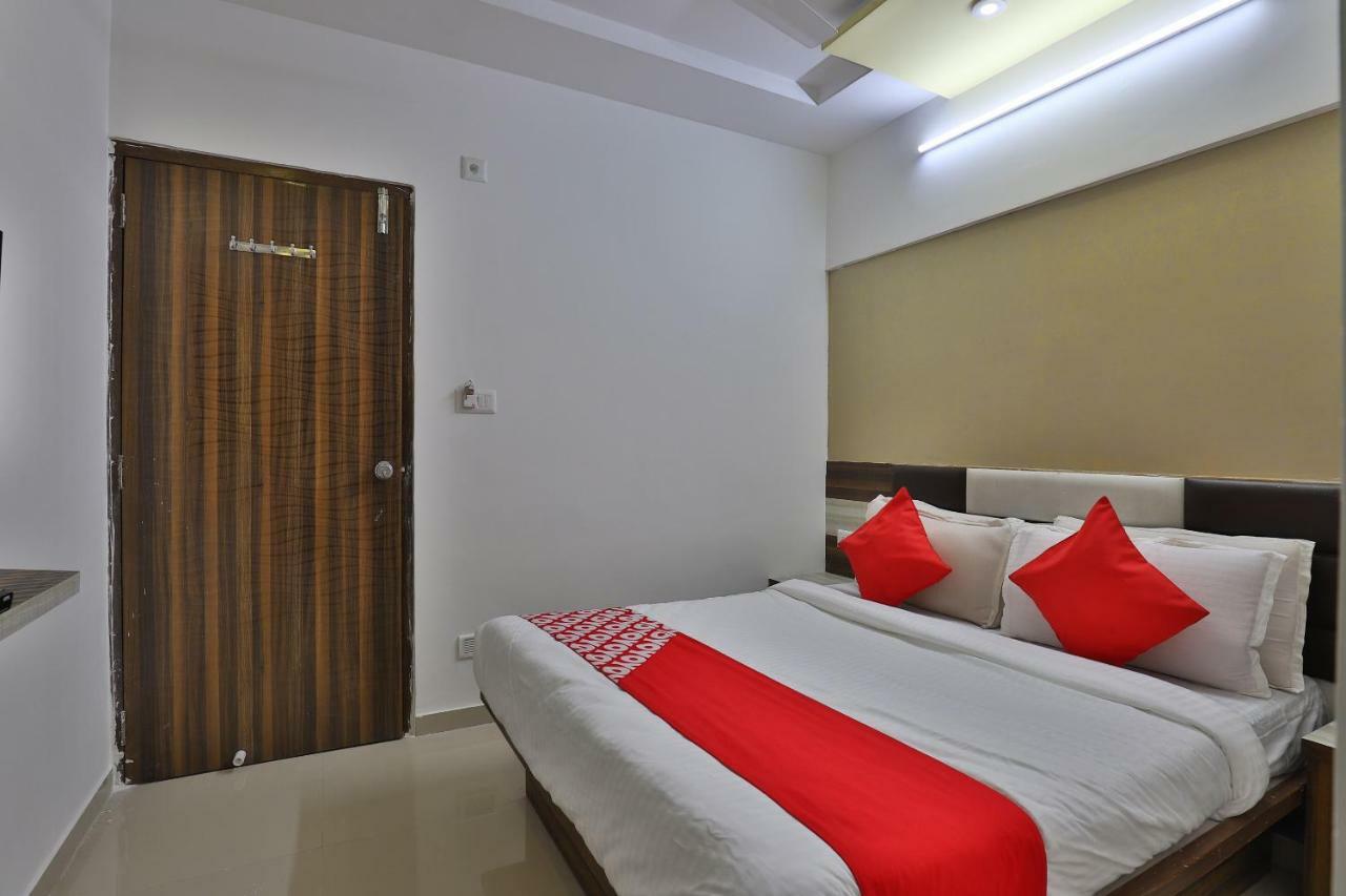 Hotel Sunstay Ahmedabad Eksteriør bilde