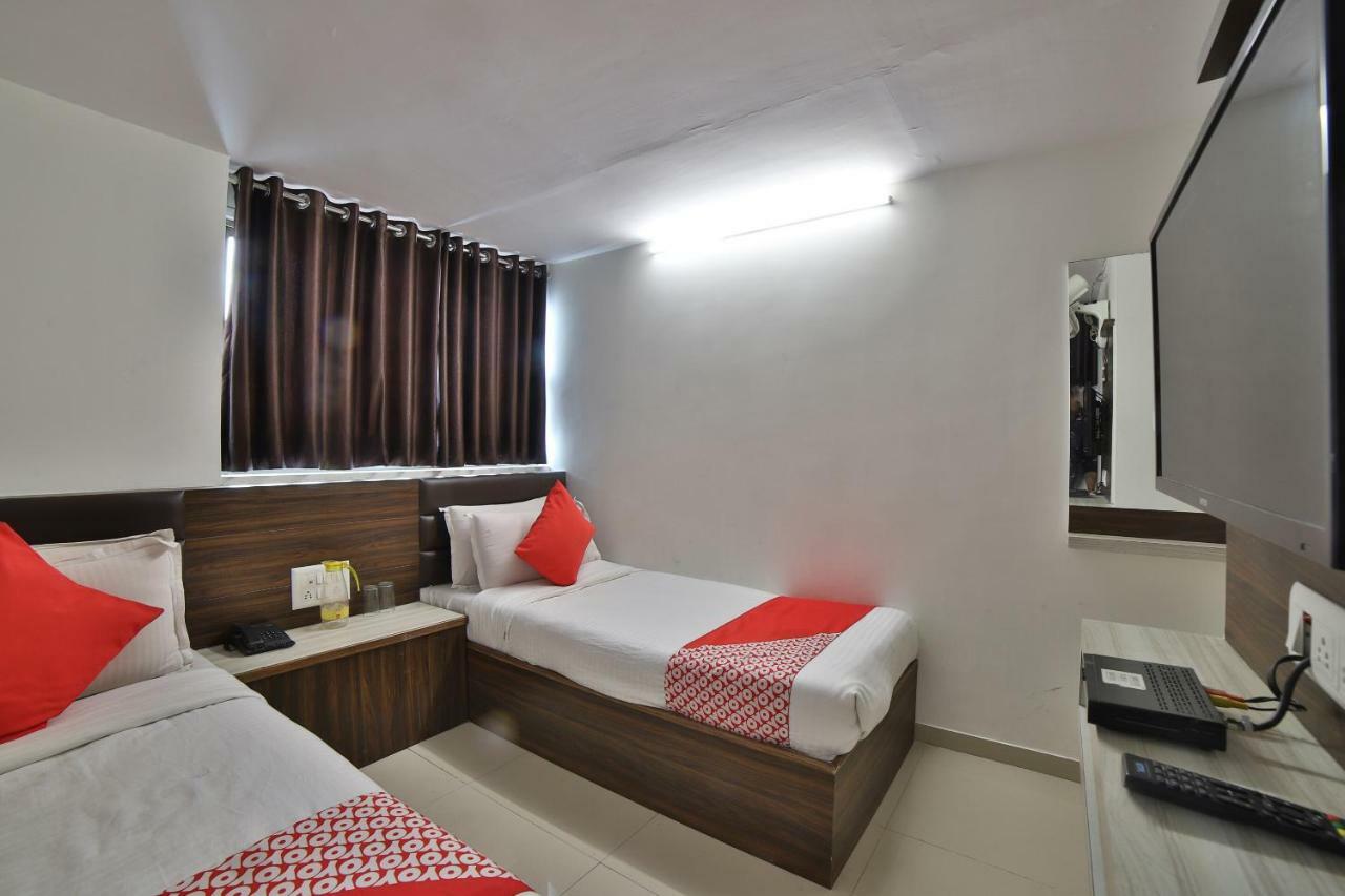 Hotel Sunstay Ahmedabad Eksteriør bilde